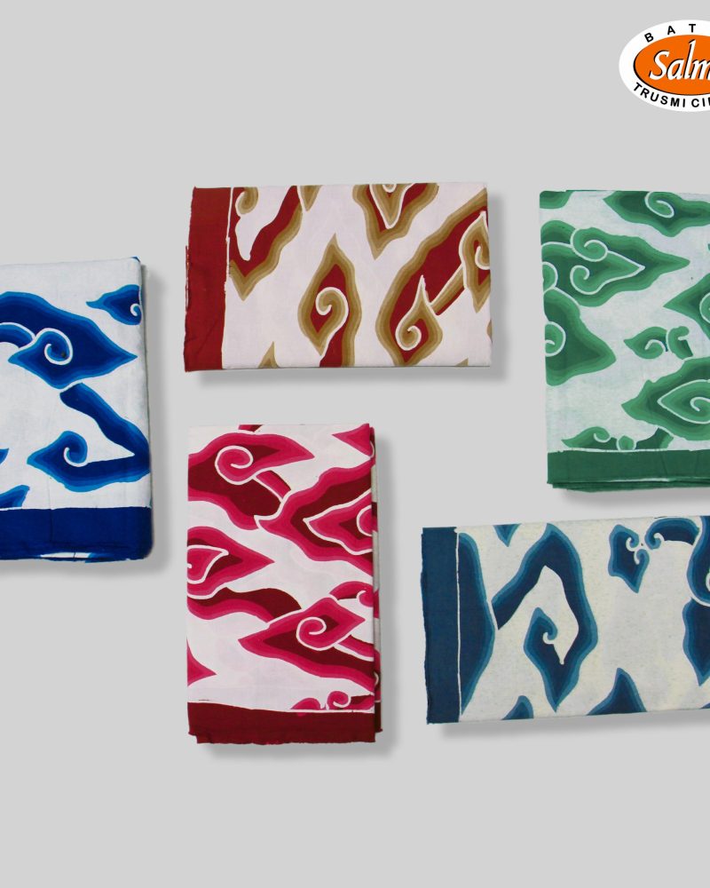BATIK SALMA Kain Batik Tulis Gradasi Mega Mendung