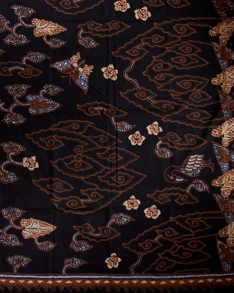 BATIK SALMA Kain Batik Tulis Mega Mendung Hitam Katun Primisima 2 Meter 1