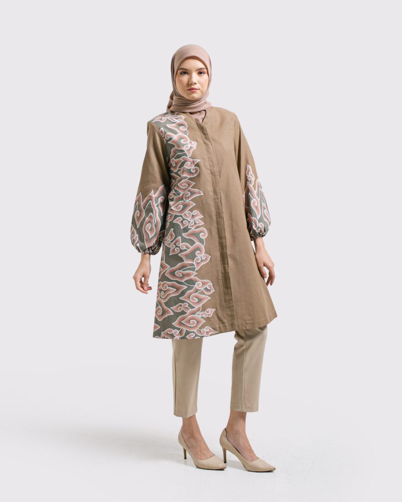 BATIK SALMA Dress Aplikasi Mega Mendung 1