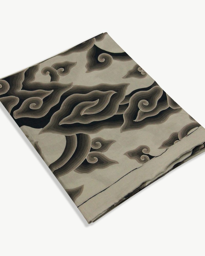 BATIK SALMA Kain Batik Tulis Motif Mega Mendung Abu