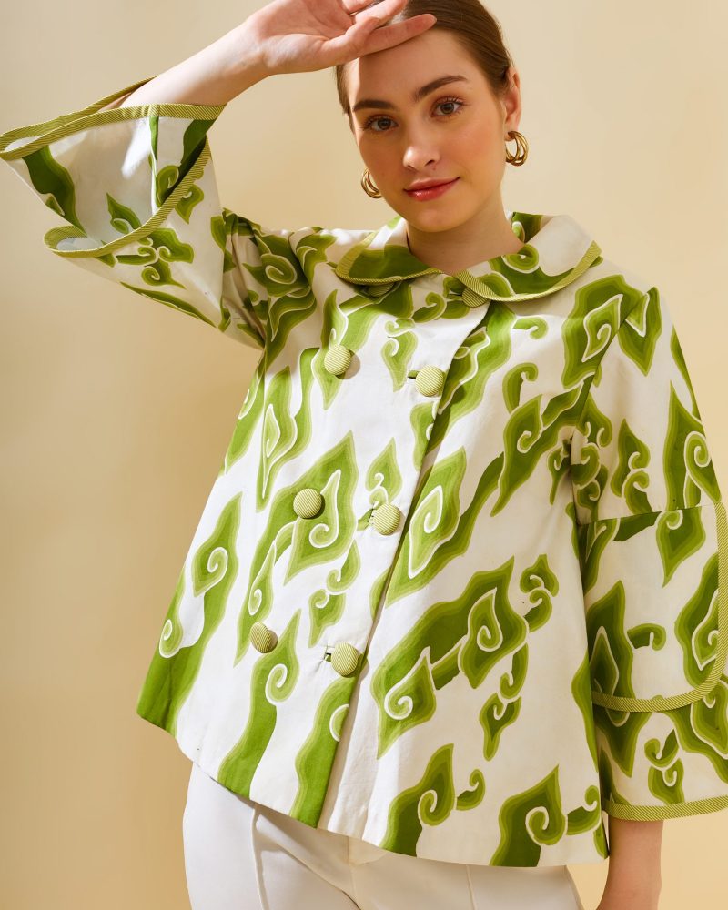 Batik Salma Blouse Kancing Mega Mendung Hijau 1