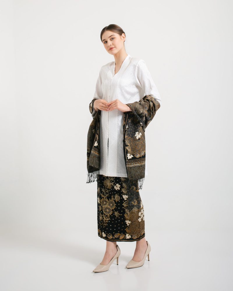 Batik Salma Sarung Selendang Tenun Baron 1