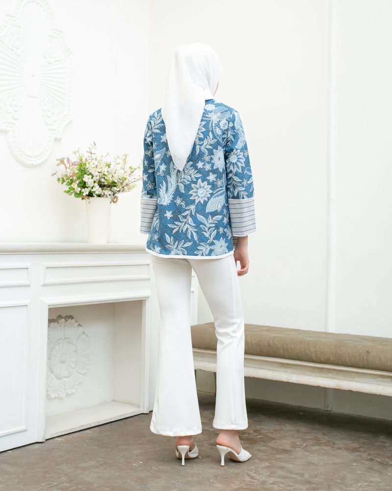 Batik Salma Blouse Lis Putih Stick 4
