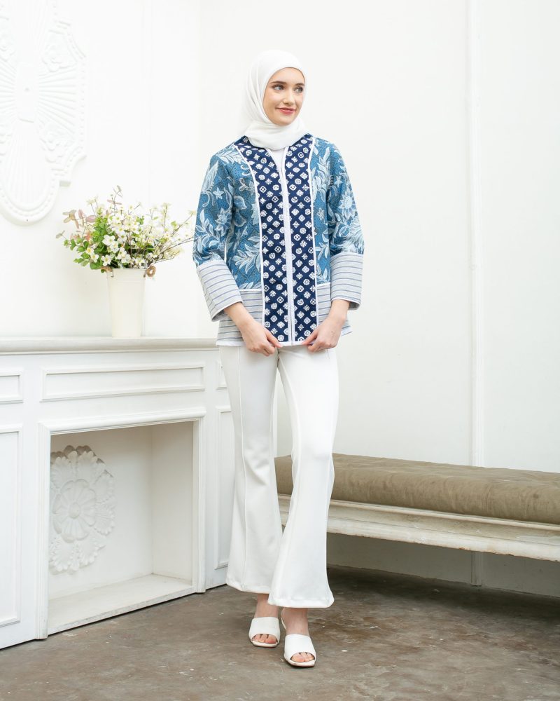 Batik Salma Blouse Lis Putih Stick