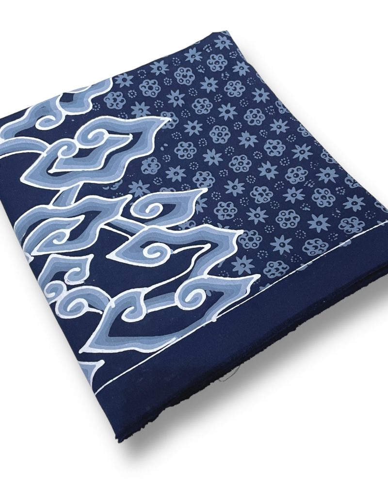 BATIK SALMA Kain Batik Tulis Warna Navy Motif Mega Mendung Kombinasi Bahan Katun Premium Primisima Ukuran 2.20 M x 1.15 M 5