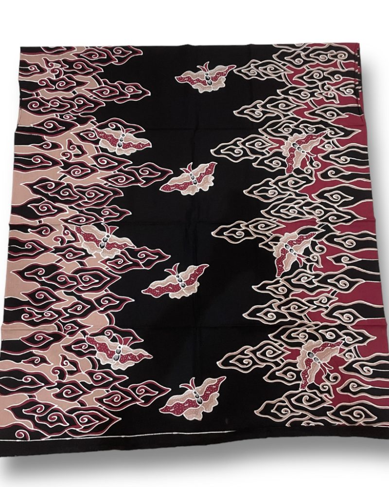 Kain Batik Tulis Mega Mendung Kombinasi Kupu 3